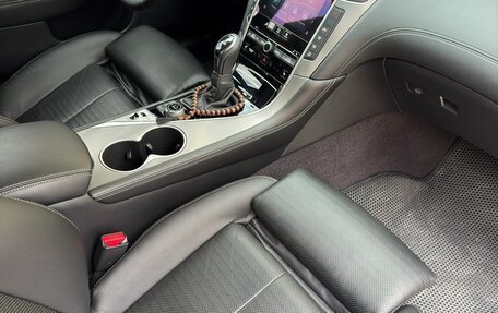 Infiniti Q50 I рестайлинг, 2017 год, 3 210 000 рублей, 19 фотография