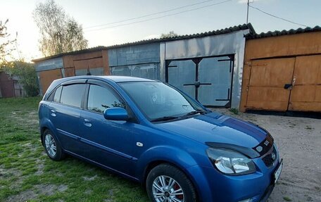 KIA Rio II, 2011 год, 600 000 рублей, 2 фотография