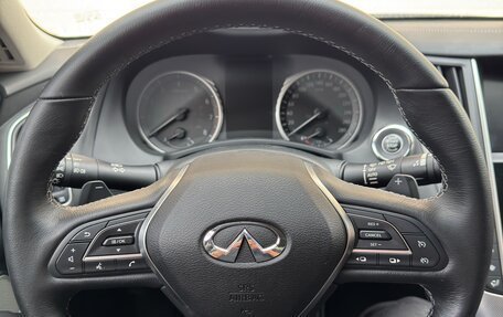 Infiniti Q50 I рестайлинг, 2017 год, 3 210 000 рублей, 24 фотография