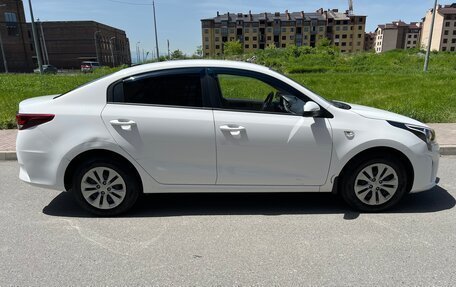 KIA Rio IV, 2021 год, 1 495 000 рублей, 5 фотография