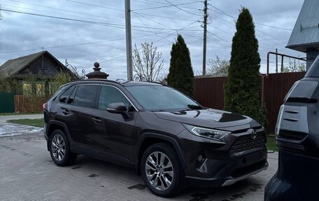 Toyota RAV4, 2021 год, 3 750 000 рублей, 3 фотография