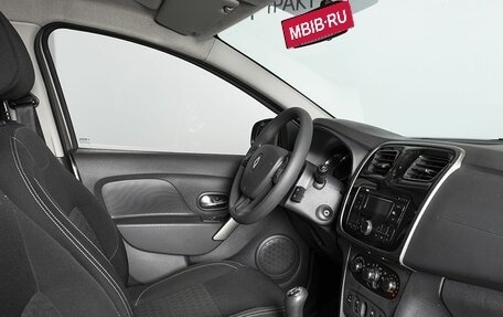 Renault Logan II, 2016 год, 722 900 рублей, 5 фотография