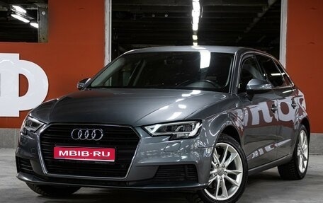 Audi A3, 2018 год, 1 995 000 рублей, 1 фотография
