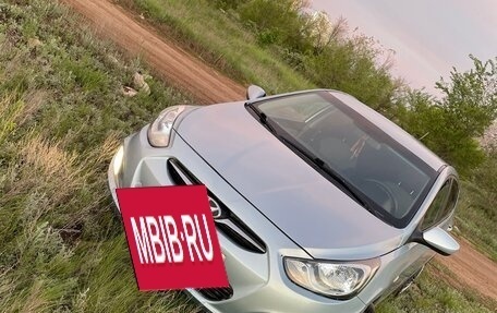 Hyundai Solaris II рестайлинг, 2012 год, 620 000 рублей, 6 фотография