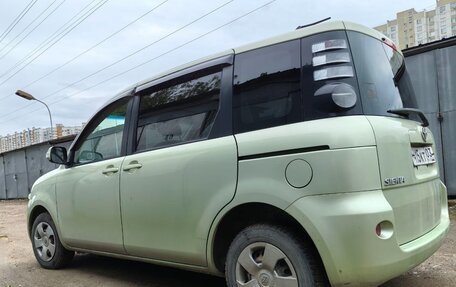 Toyota Sienta I, 2008 год, 650 000 рублей, 9 фотография