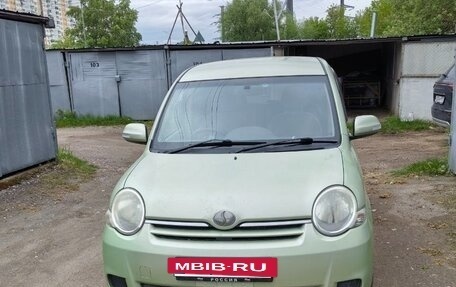 Toyota Sienta I, 2008 год, 650 000 рублей, 11 фотография