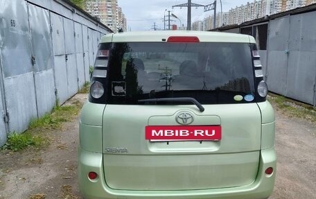 Toyota Sienta I, 2008 год, 650 000 рублей, 8 фотография