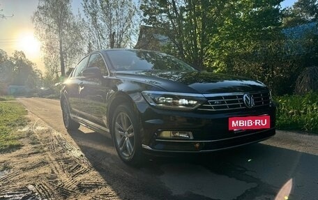 Volkswagen Passat B8 рестайлинг, 2017 год, 1 750 000 рублей, 10 фотография