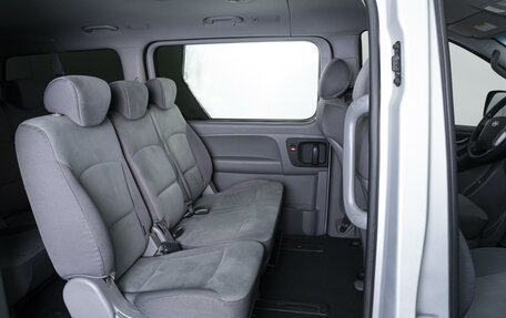 Hyundai H-1 II рестайлинг, 2008 год, 1 660 000 рублей, 7 фотография