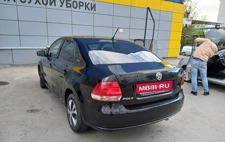 Volkswagen Polo VI (EU Market), 2013 год, 500 000 рублей, 3 фотография