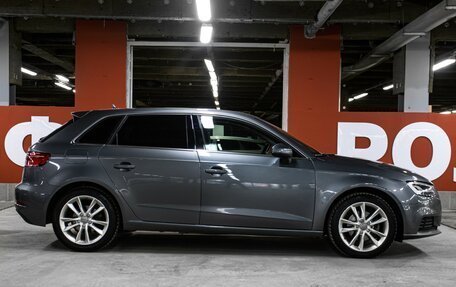 Audi A3, 2018 год, 1 995 000 рублей, 4 фотография
