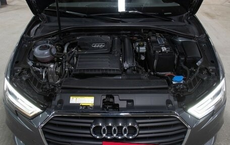 Audi A3, 2018 год, 1 995 000 рублей, 9 фотография