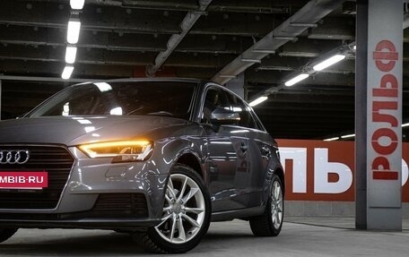 Audi A3, 2018 год, 1 995 000 рублей, 20 фотография