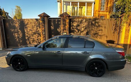 BMW 5 серия, 2005 год, 850 000 рублей, 12 фотография