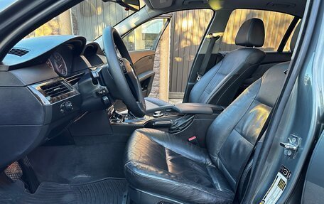 BMW 5 серия, 2005 год, 850 000 рублей, 16 фотография