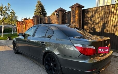 BMW 5 серия, 2005 год, 850 000 рублей, 11 фотография