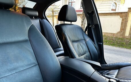 BMW 5 серия, 2005 год, 850 000 рублей, 23 фотография