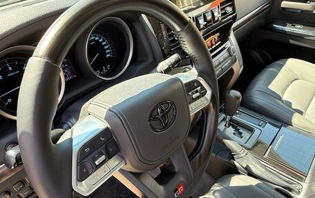 Toyota Land Cruiser 200, 2010 год, 4 400 000 рублей, 20 фотография
