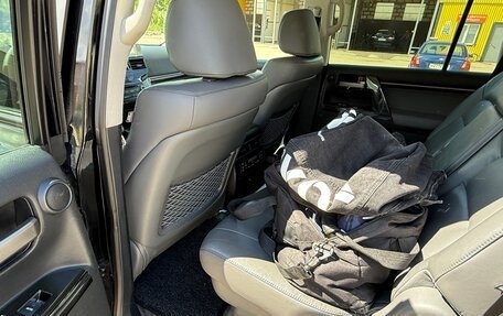 Toyota Land Cruiser 200, 2010 год, 4 400 000 рублей, 14 фотография