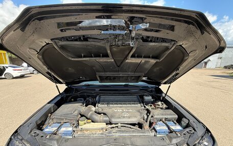 Toyota Land Cruiser 200, 2010 год, 4 400 000 рублей, 23 фотография