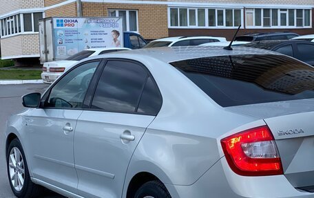 Skoda Rapid I, 2015 год, 1 030 000 рублей, 14 фотография
