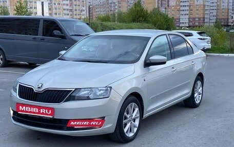 Skoda Rapid I, 2015 год, 1 030 000 рублей, 4 фотография