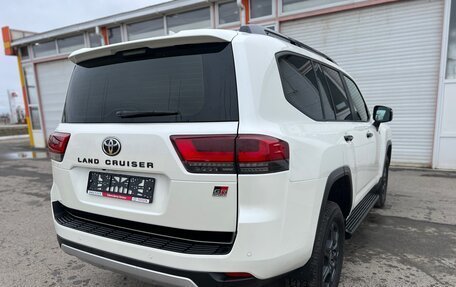 Toyota Land Cruiser, 2022 год, 11 290 000 рублей, 8 фотография