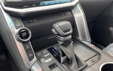 Toyota Land Cruiser, 2022 год, 11 290 000 рублей, 15 фотография