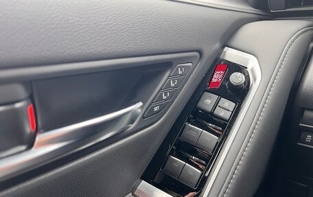 Toyota Land Cruiser, 2022 год, 11 290 000 рублей, 14 фотография