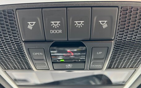 Toyota Land Cruiser, 2022 год, 11 290 000 рублей, 21 фотография