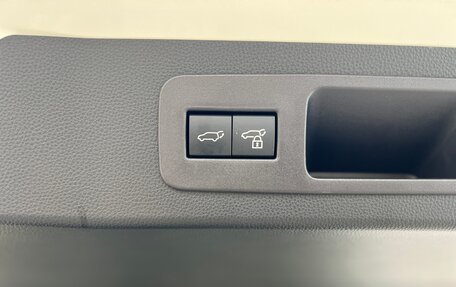 Toyota Land Cruiser, 2022 год, 11 290 000 рублей, 31 фотография