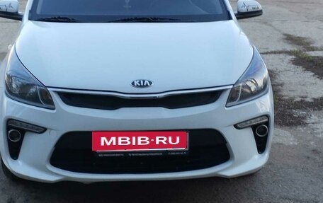 KIA Rio IV, 2019 год, 1 450 000 рублей, 2 фотография