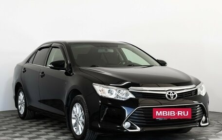 Toyota Camry, 2017 год, 1 899 000 рублей, 3 фотография