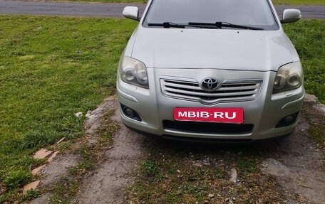 Toyota Avensis III рестайлинг, 2008 год, 900 000 рублей, 4 фотография