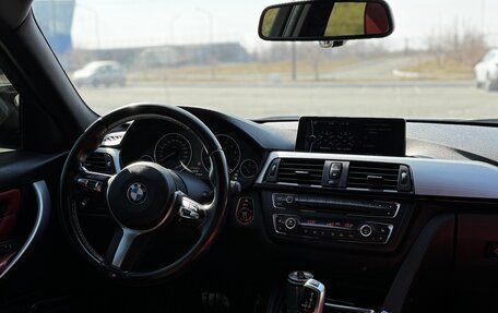 BMW 3 серия, 2011 год, 1 850 000 рублей, 13 фотография