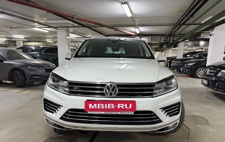 Volkswagen Touareg III, 2017 год, 4 300 000 рублей, 2 фотография