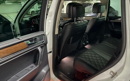 Volkswagen Touareg III, 2017 год, 4 300 000 рублей, 23 фотография