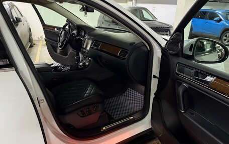 Volkswagen Touareg III, 2017 год, 4 300 000 рублей, 21 фотография