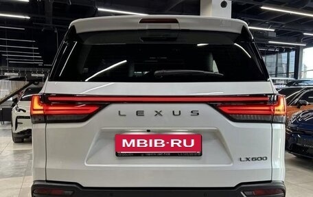 Lexus LX, 2023 год, 16 999 900 рублей, 4 фотография