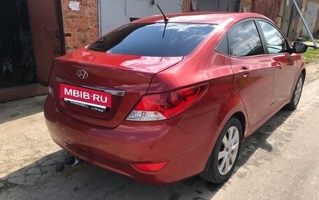 Hyundai Solaris II рестайлинг, 2011 год, 890 000 рублей, 5 фотография