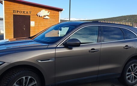 Jaguar F-Pace, 2017 год, 2 490 000 рублей, 13 фотография