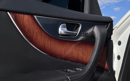 Infiniti FX II, 2010 год, 1 799 000 рублей, 15 фотография