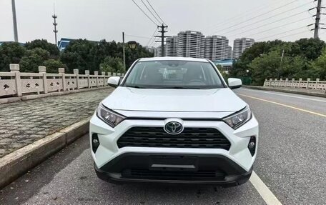 Toyota RAV4, 2020 год, 2 130 441 рублей, 1 фотография