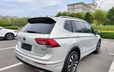 Volkswagen Tiguan II, 2021 год, 2 820 446 рублей, 4 фотография