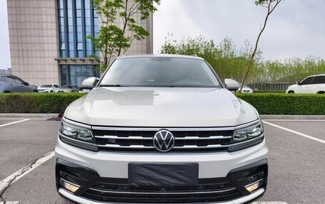 Volkswagen Tiguan II, 2021 год, 2 820 446 рублей, 3 фотография