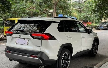 Toyota RAV4, 2021 год, 2 200 441 рублей, 4 фотография