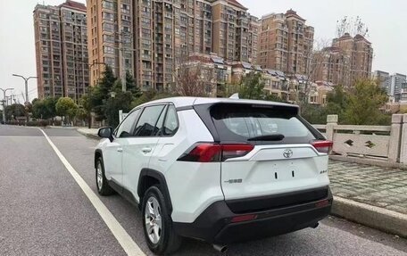 Toyota RAV4, 2020 год, 2 130 441 рублей, 4 фотография