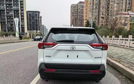 Toyota RAV4, 2020 год, 2 130 441 рублей, 3 фотография