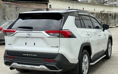 Toyota RAV4, 2020 год, 2 180 441 рублей, 4 фотография