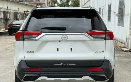 Toyota RAV4, 2020 год, 2 180 441 рублей, 5 фотография